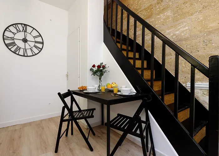 - Le Millesime Suspendu - * Libourne